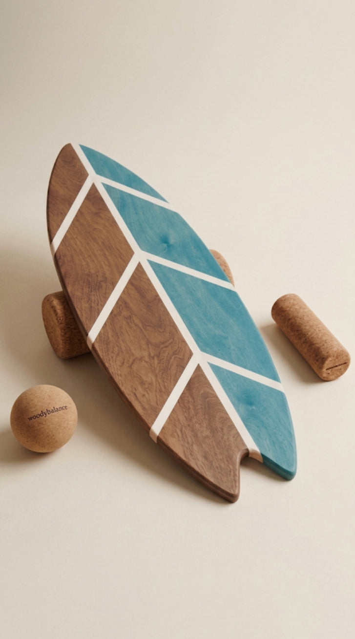 woodybalance Board LEAF blau inkl. Ständer | Surf Form
