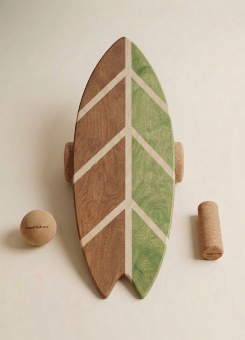 woodybalance Board LEAF grün inkl. Ständer | Surf Form