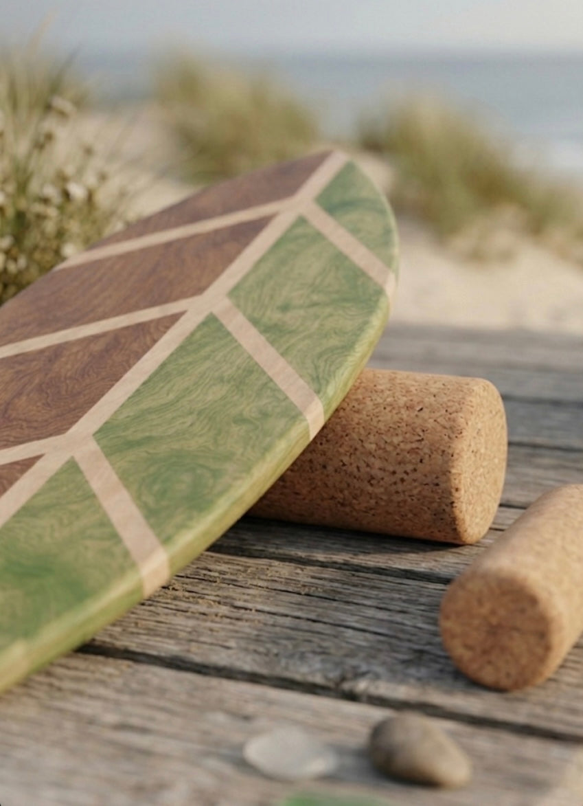 woodybalance Board LEAF grün inkl. Ständer | Surf Form
